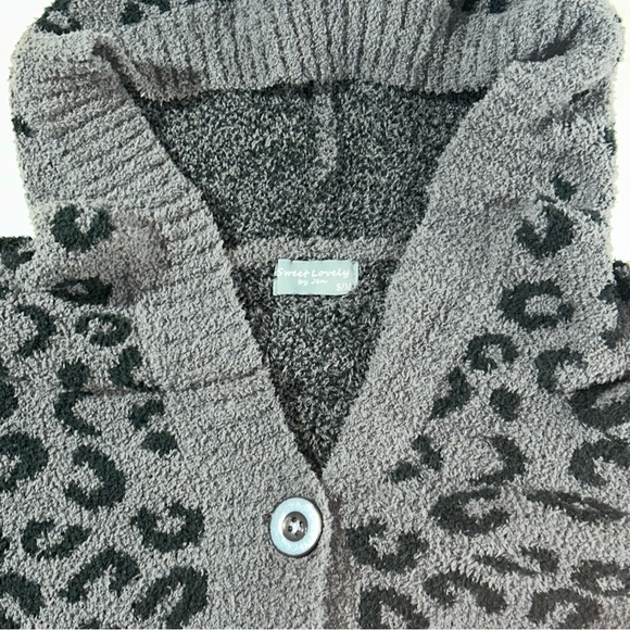 Sweet Lovely by Jenn, Chunky Leopard Knit Button Down Hooded Cardigan, S/M - Picture 10 of 11